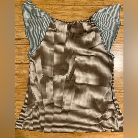 Striped Top - Picture 4 of 5